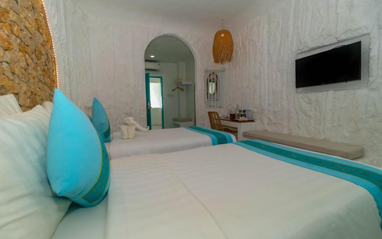 Loccal Collection Hotel Komodo Labuan Bajo Extérieur photo
